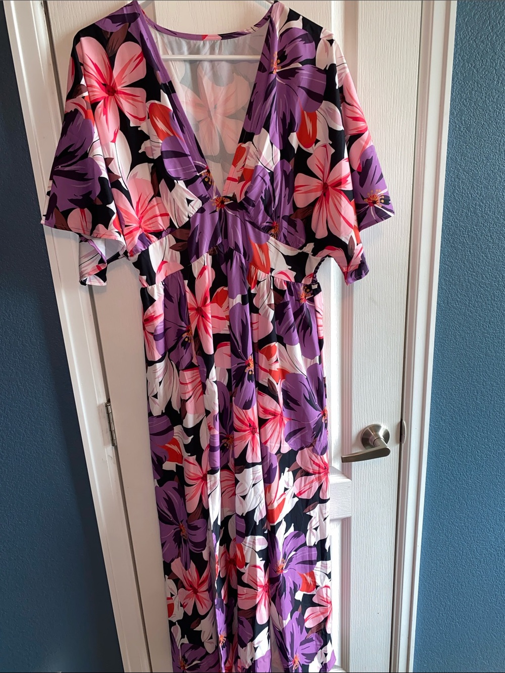 Floral V-Neck Maxi Dress in Purple & Pink